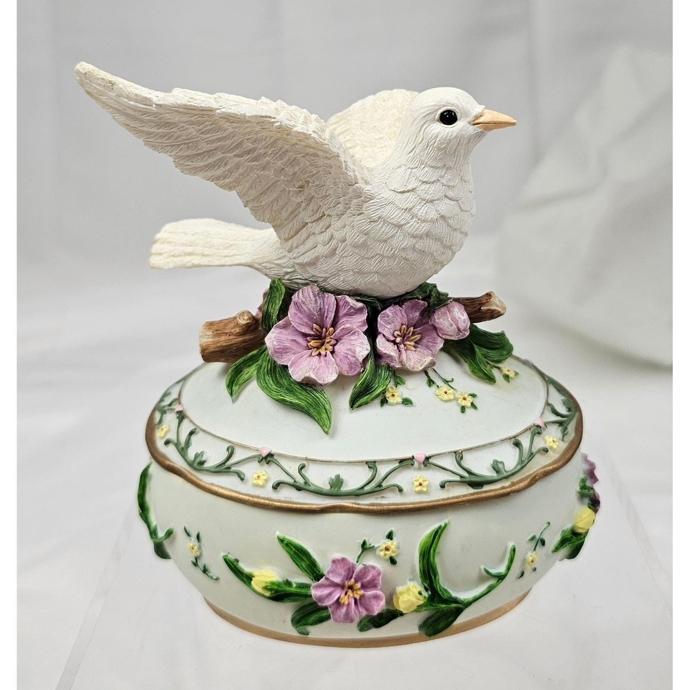 Heritage House Sing A Song The Way We Were White Dove Musical Trinket Box
